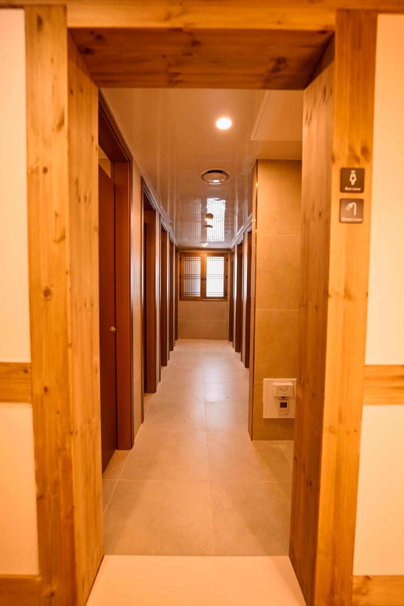 Hanok Hotel Daam Сеул Екстер'єр фото